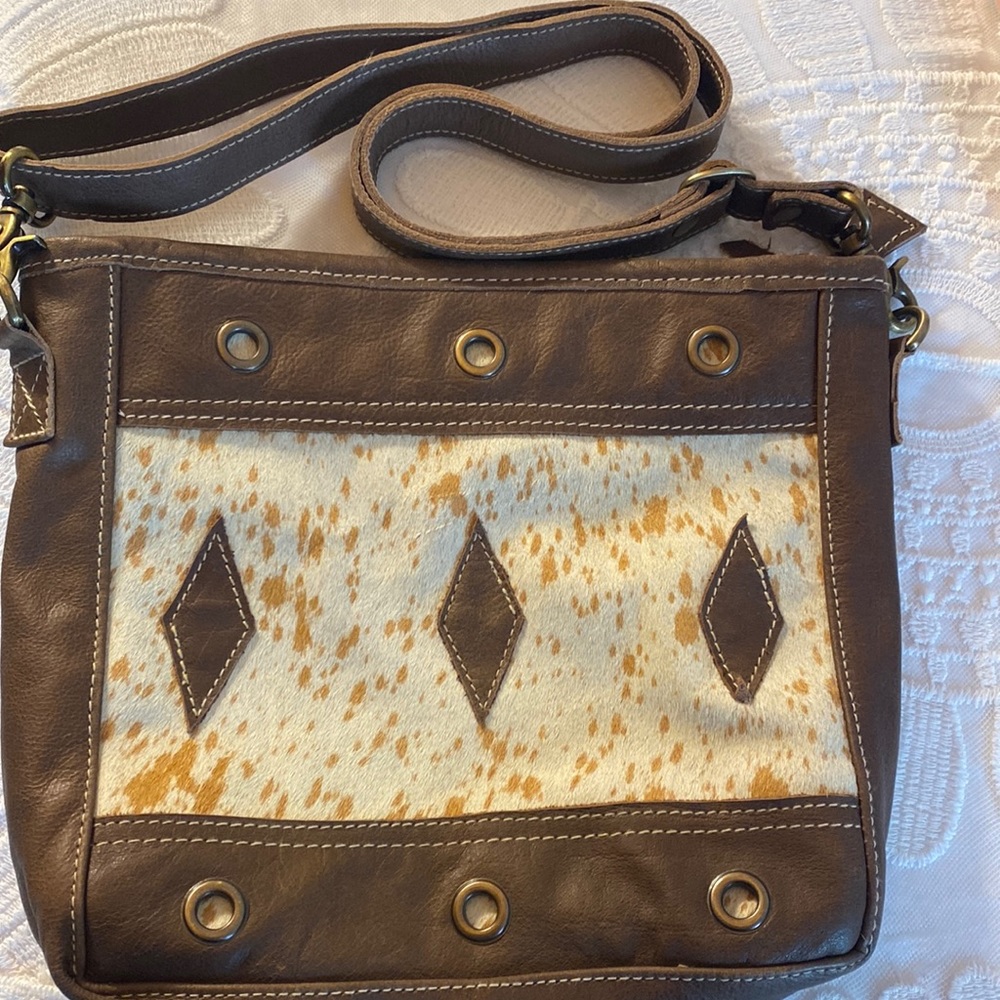 Leather and skin boho purse /shoulder bag/crossbody brown and beige original!